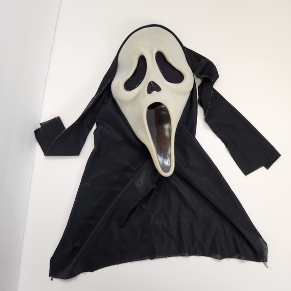 Vintage Other - Vintage Fun World Easter Unlimited Glow In The Dark Scream Ghostface Mask